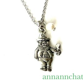 稀少 大粒 スワロフスキー ルミナスグリーン 28mm 雫のネックレス