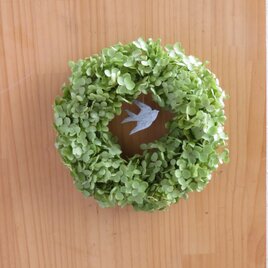 南天とヒカゲノカズラのお正月飾り | iichi 日々の暮らしを心地よく
