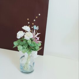 染め布花＊ゆりのフレーム装飾・壁掛け | iichi 日々の暮らしを