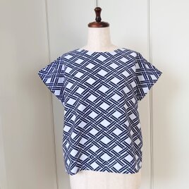 着物リメイク 大島紬のチュニック 変わり亀甲 | iichi 日々の暮らしを