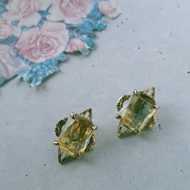 faux turquoise blue rhinestone flower ヴィンテージイヤリング