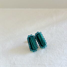 天然石刺繍／ピアス】△グリーンアベンチュリン×グリーンオニキス