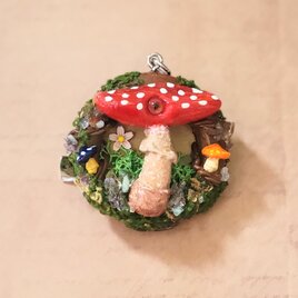 幻想ジオラマ 森の額縁標本 | iichi 日々の暮らしを心地よくする