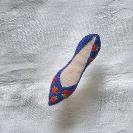 shoe shoe shoe刺繍ブローチNo70 | iichi 日々の暮らしを心地よくする