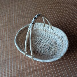 籐かご(処分価格！) | iichi 日々の暮らしを心地よくするハンドメイド