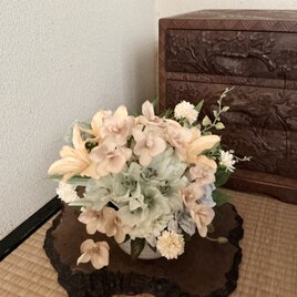 花うさぎ みみちゃん （造花、アレンジメント、干支、うさぎ、お正月