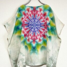 タイダイ染め 七分袖チュニック 優しいグリーンに幻想的な曼荼羅模様 