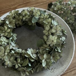 ユーカリとアナベルのリース(リューカデンドロン) | iichi 日々の
