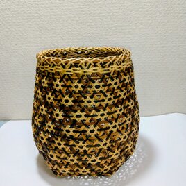 皮籐の華編み籠 37 | iichi 日々の暮らしを心地よくするハンドメイドや