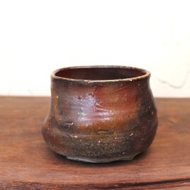 備前焼 耳付花入れ(木箱付き) h1-043 | iichi 日々の暮らしを心地よく