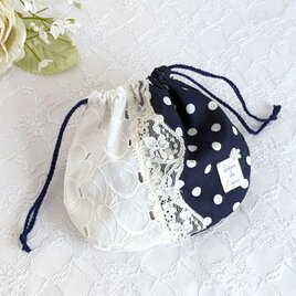 ハンドメイド 巾着型バックうさぎモチーフ レース 花柄 可愛いうさぎの