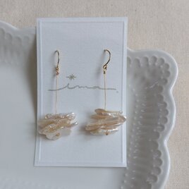 14kgf 大ぶり淡水パールの花びらピアス | iichi 日々の暮らしを
