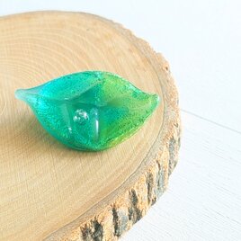ガラスの雫ペンダント 濃い青 | iichi 日々の暮らしを心地よくする