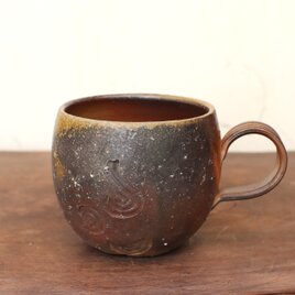 備前焼 花入れ(手びねり) h3-129 | iichi 日々の暮らしを心地よくする