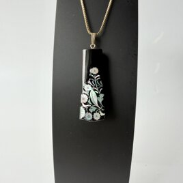 ヴィンテージ櫛リメイク】鼈甲蒔絵ネックレス | iichi 日々の暮らしを
