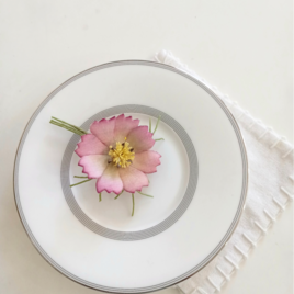 染め布花の花飾り＊すずらんと薔薇のリース | iichi 日々の暮らしを