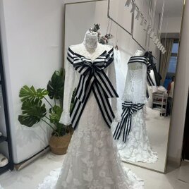ウェディングドレス オフショルダー 光沢サテン スレンダーライン 結婚