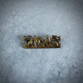368 ヴィンテージ 静かな横顔 — カメオブローチ | iichi 日々の暮らし