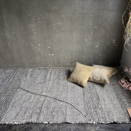 モロッコラグ 107cm×57cm | iichi 日々の暮らしを心地よくする