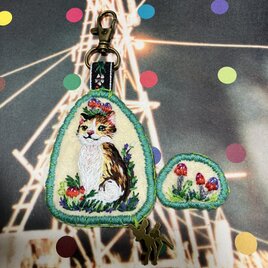 三毛猫刺繍ブローチ クリスマスツリー | iichi 日々の暮らしを心地よく