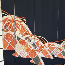 着物リメイク暖簾子供地蔵柄 横幅〜104-丈〜90 | iichi 日々の暮らしを
