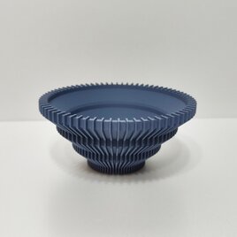 8号 植木鉢 LEAN｜3Dプリントの繊細な造形が光と影を描く鉢カバー