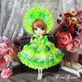 アンネローゼ王妃 高貴なゴージャスバイオレットが煌めく気品に満ちた