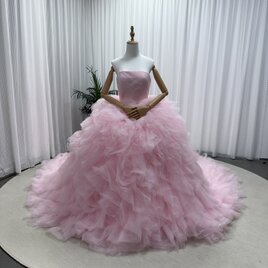 ⭐︎ウェディングドレス ベアトップ フリル ビジュー⭐︎ 豪華！ウエディングドレス ベアトップ フリル袖 ラッフルフリル