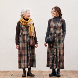 kaya0048g 麻布 蚊帳の解き 140cm 藍とキハダ染 穴あり 古布 古裂 藍染