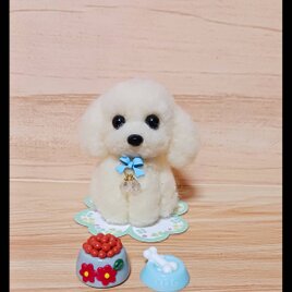 羊毛フェルト ハンドメイド トイプードル クリスマス サンタ帽子
