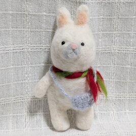 小さな白うさぎ (あみぐるみ) | iichi 日々の暮らしを心地よくする