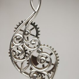 唐草歯車　「蓮」