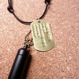 ローアギヤ 　オーダーメイド刻印　ピルケースペンダント