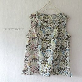 LIBERTYブラウスの画像