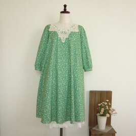 Aライン♪モチーフ ワンピース(グリーン）