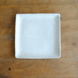 白釉 ６寸四角皿