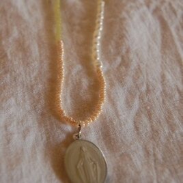 メダイネックレス