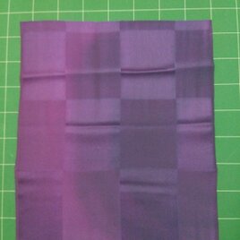 紫ぼかし染め　正絹はぎれ布②　40㎝×36㎝の画像