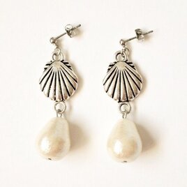 Shell earrings (silver)の画像