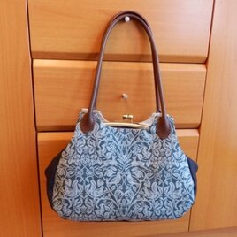 soldout切り絵みたいなあおりポケットのがま口バッグ