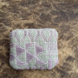 やわらかブローチ  ログウッド