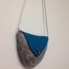 フェルトバッグ