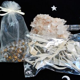 ヒマラヤ水晶タイガーアイのさざれ＋ホワイトセージの浄化セットの画像
