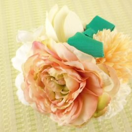 ローズとシンビジュームの髪飾り