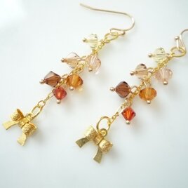 スワロフスキーのグラデーションピアス：ブラウン