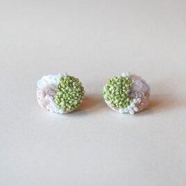 bouquet刺繍イヤリング　green