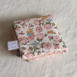 リバティリヴィンデル+６重ガーゼハンカチ