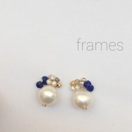 淡水パールと寄り添う粒子のピアス 《ラピスラズリ》