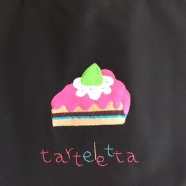 ホントはまるごと食べたい！ショートケーキ柄のレッスンバッグ