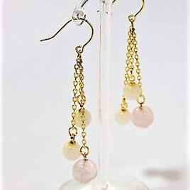 10月誕生石！ローズクウォーツ/ホワイトオニキスのゴールド・ピスス